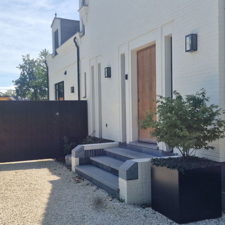 Jardinera de acero con tratamiento electrostático Miami 700x700