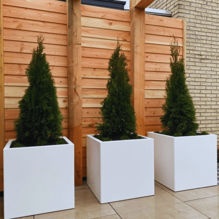 Jardinera de acero con tratamiento electrostático Miami 600x600