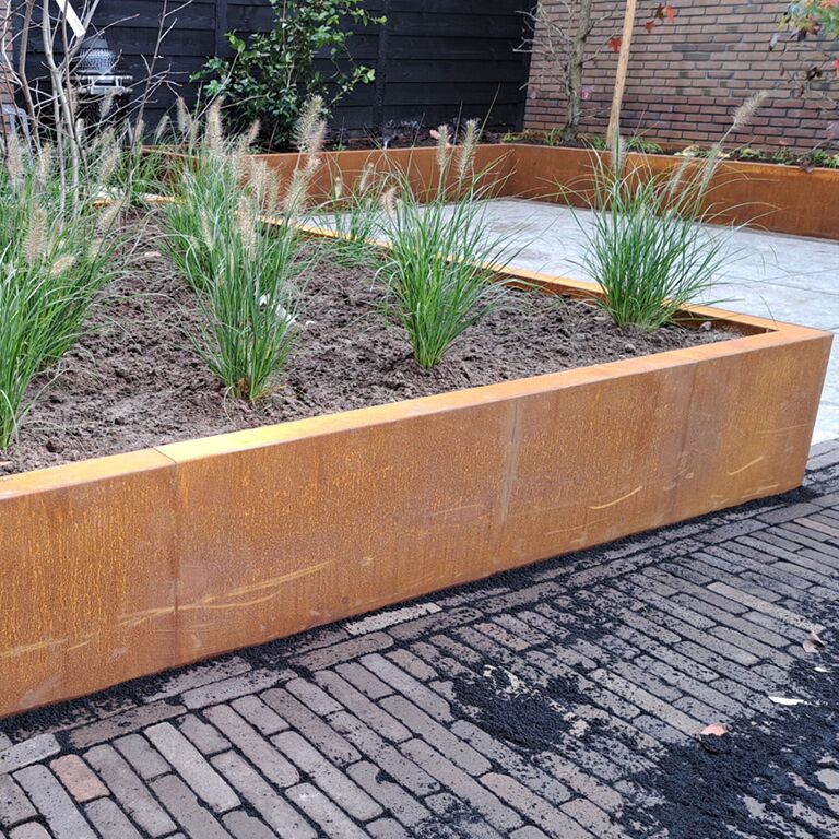 Muro de contención de acero corten recto 150 cm (altura 40 cm)