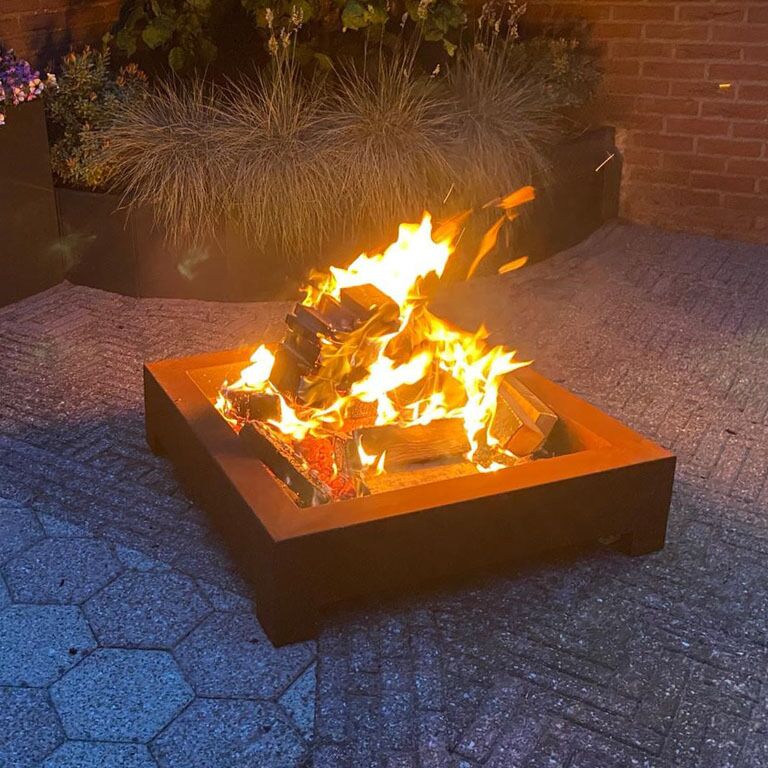 Cuba de acero corten Detroit