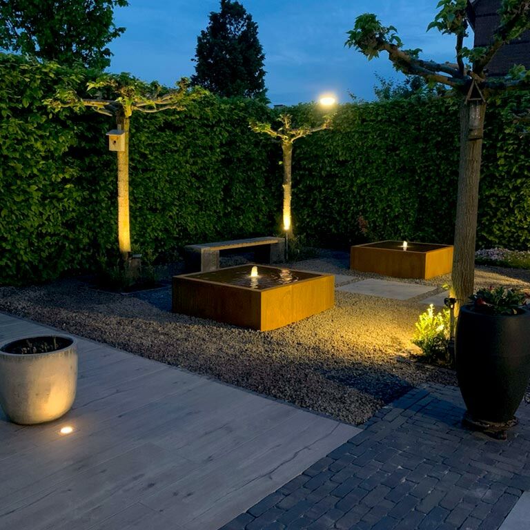 Mesa de agua de acero corten 120 x 120 x 40 cm