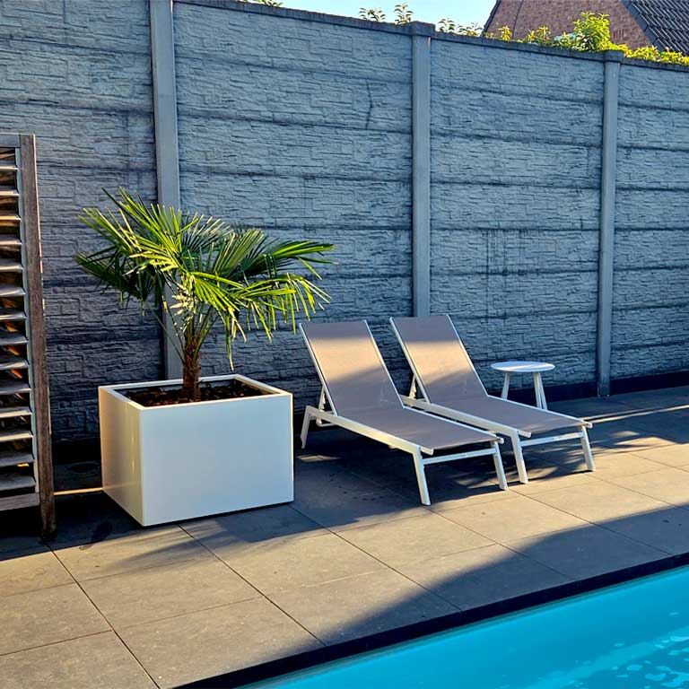 Jardinera de acero con tratamiento electrostático Miami 80 x 80 cm